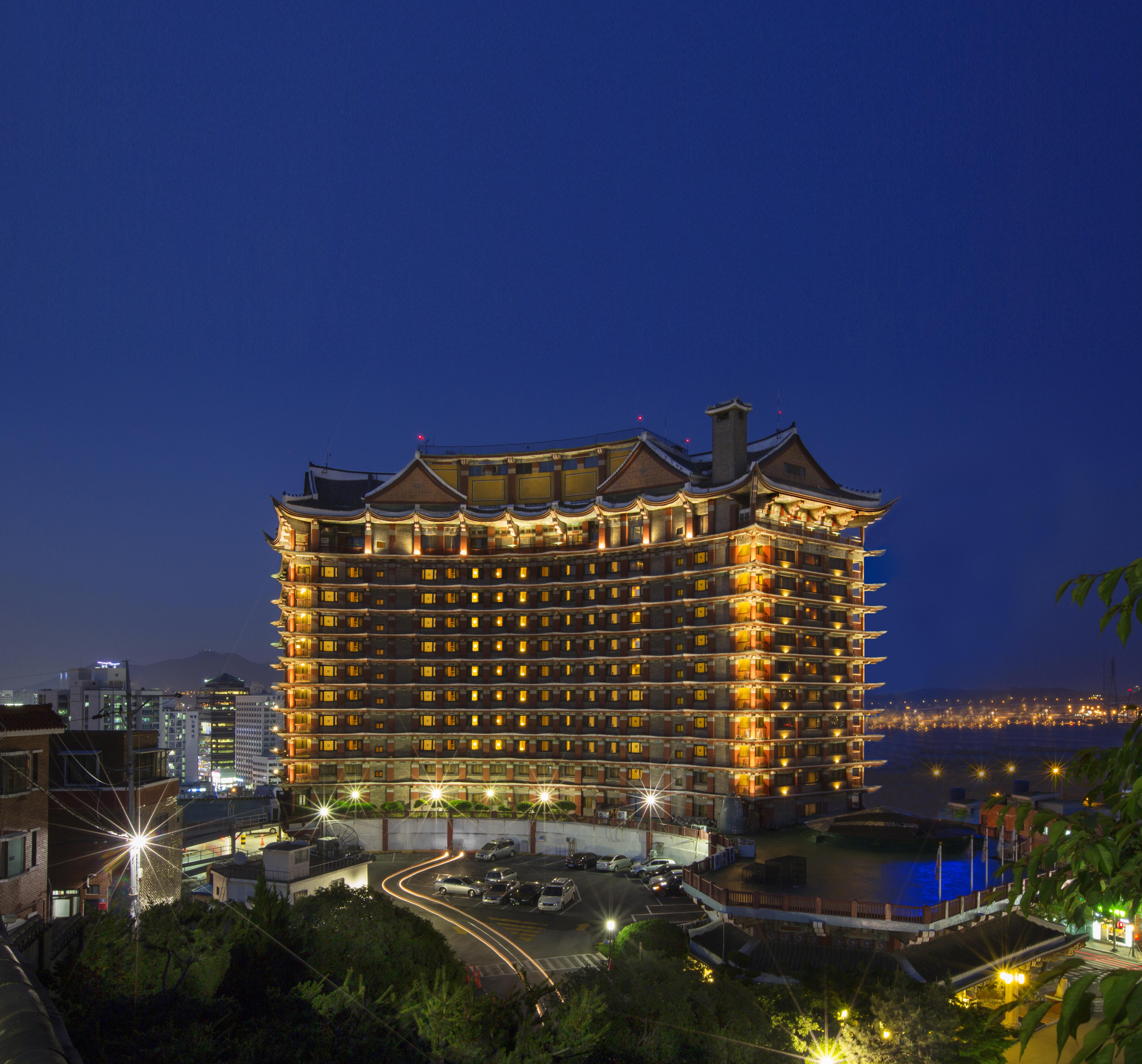 Commodore Hotel Busan Exterior foto